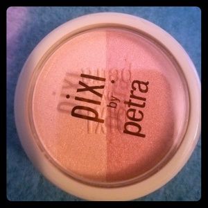 Pixi by Petra Beauty Blush Duo ' Peach Honey ' NEW